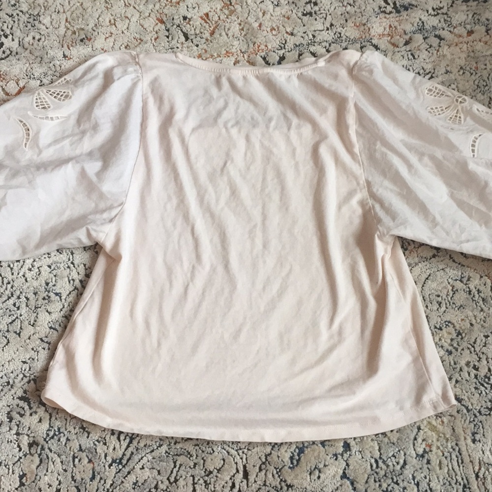 LC Puff Sleeve Blouse - Picture 5 of 6